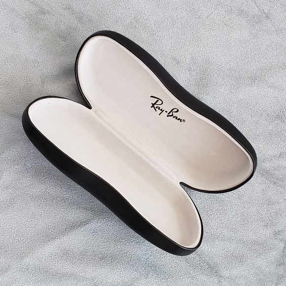 Ray-Ban Hard Shell Sunglasses Box - Picture 1 of 4
